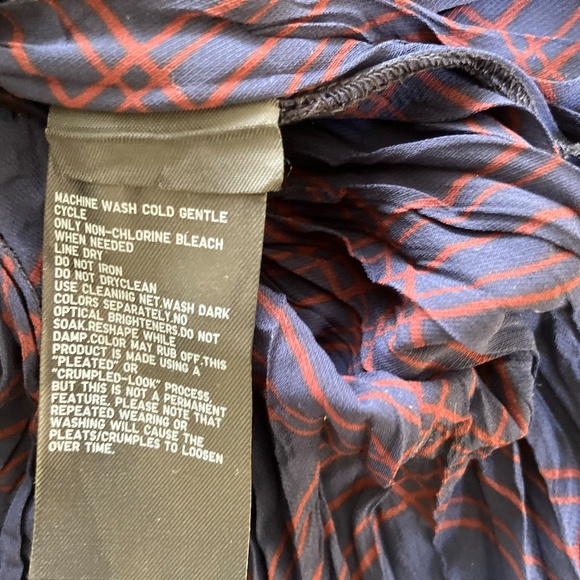 UNIQLO x INES DE LA FRESSANGE Navy Pleated Crinkled Top Blouse XS - Picture 3 of 4